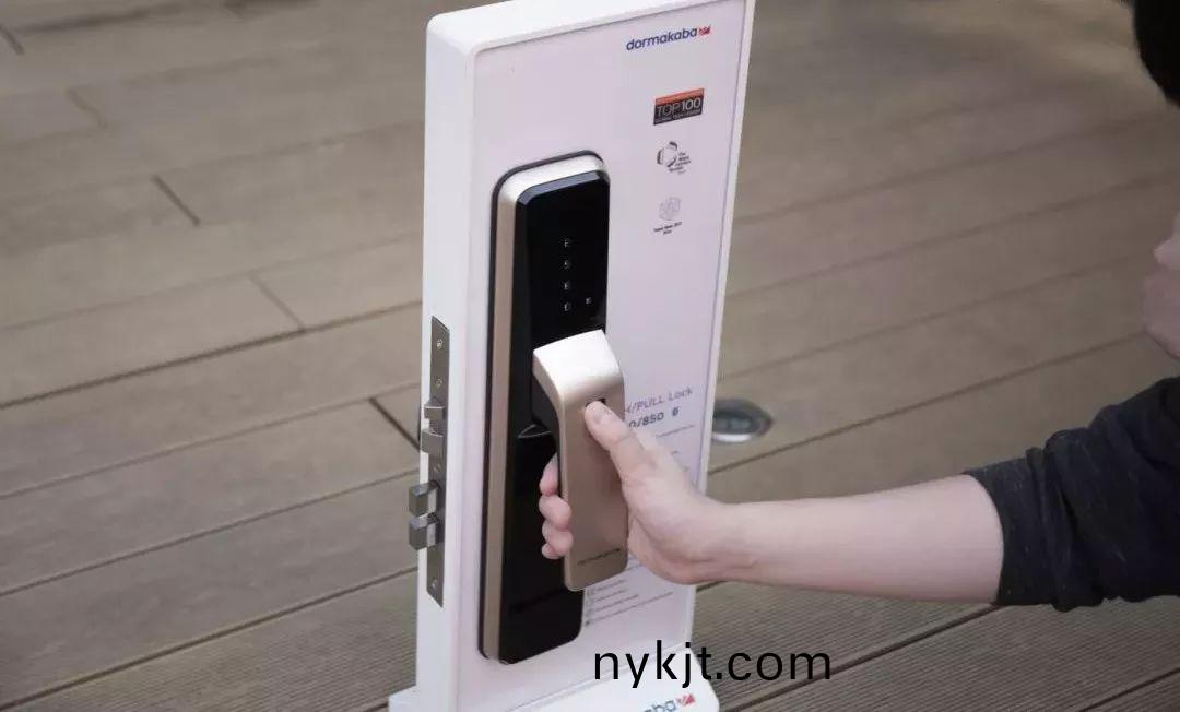 多玛凯拔 多玛凯拔