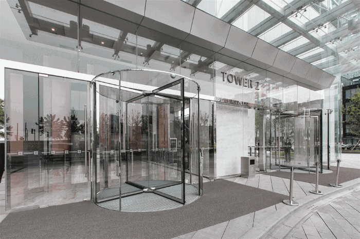 银泰中心办公写字楼2号楼入口  银泰中心办公写字楼2号楼入口