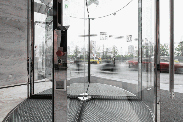 银泰中心办公写字楼旋转门 银泰中心办公写字楼旋转门