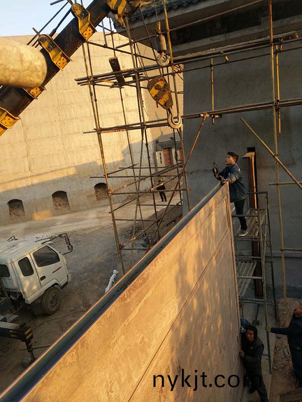 昭陵电动双开铜大门安装现场  昭陵电动双开铜大门安装现场