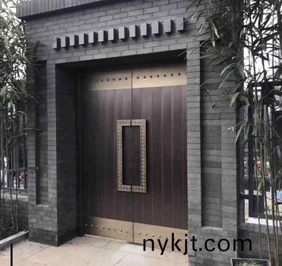 西安天卓铜门作品  西安天卓铜门作品