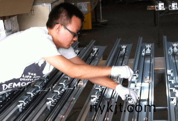 行业首推售前售中售后三大服务承诺—西安天卓铜门 行业首推售前售中售后三大服务承诺—西安天卓铜门