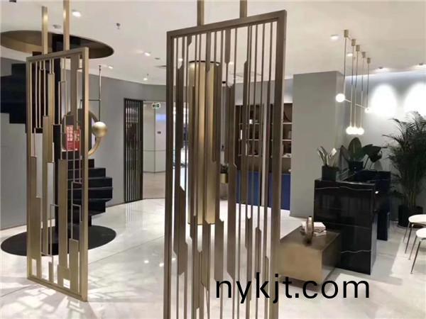 《汉宫春晓图》里的屏风  《汉宫春晓图》里的屏风