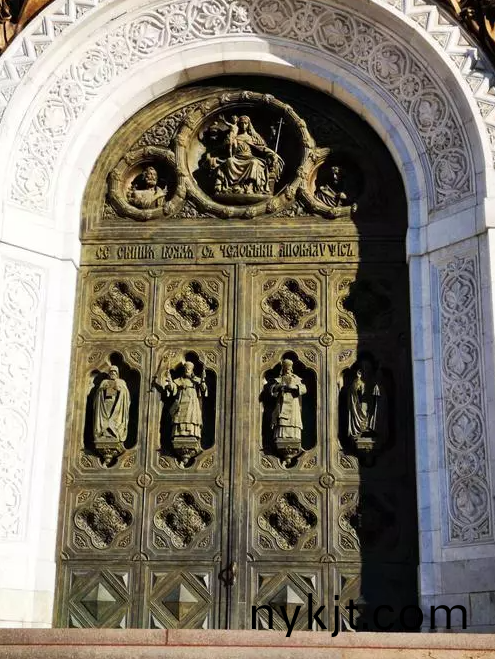 99%的人不知道,铜门生锈还有这样的好处 99%的人不知道,铜门生锈还有这样的好处