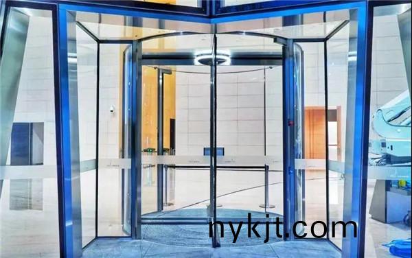 多玛凯拔晶碟旋转门 多玛凯拔晶碟旋转门