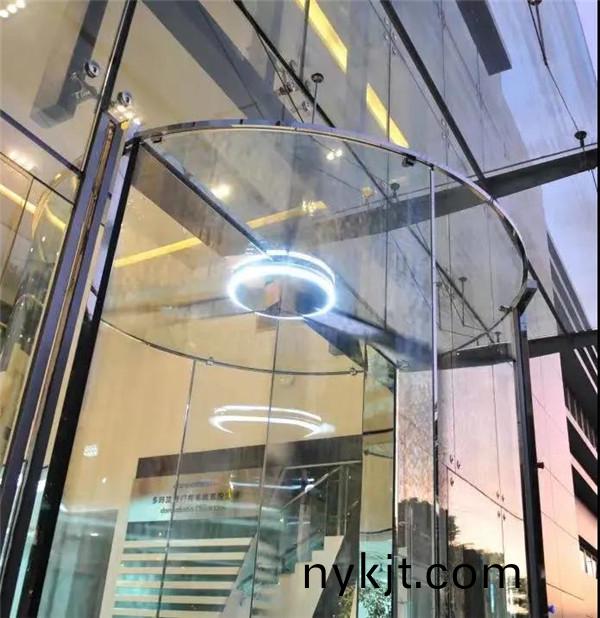 多玛凯拔晶碟旋转门 多玛凯拔晶碟旋转门