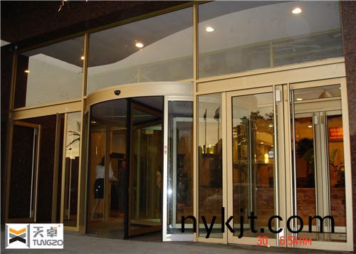 玻璃旋转门