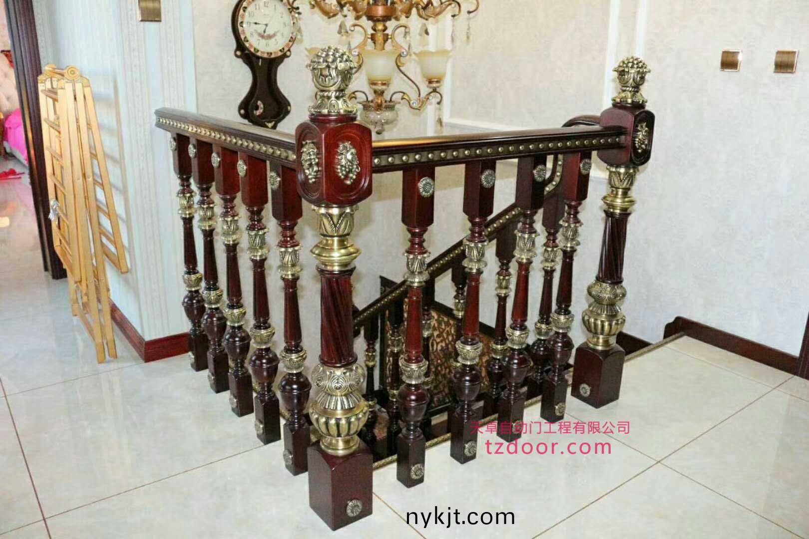 铜楼梯001 铜楼梯001