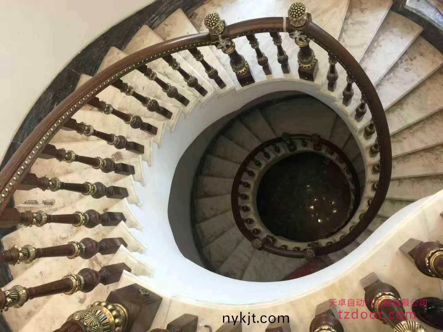 螺旋楼梯 螺旋楼梯