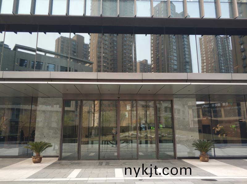 经开万科中心大门