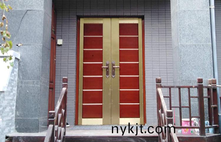 西安曲江别墅入户铜门