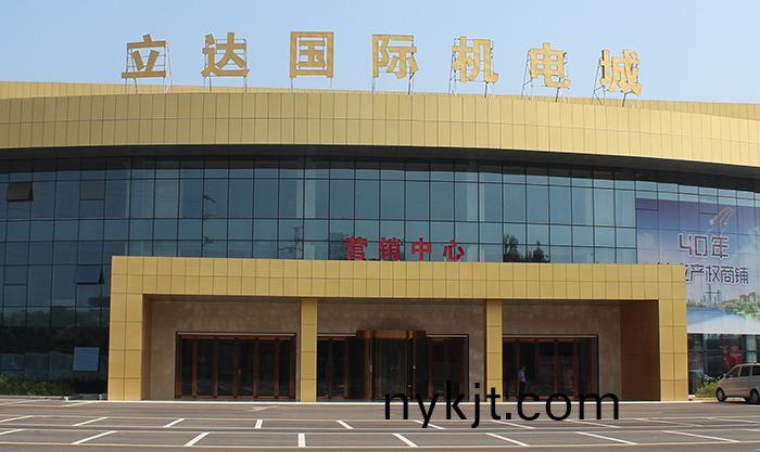 豪华两翼旋转门 豪华两翼旋转门