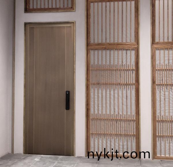 大秦博展办公室铜门实拍  大秦博展办公室铜门实拍