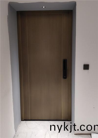 大秦博展办公室铜门实拍  大秦博展办公室铜门实拍