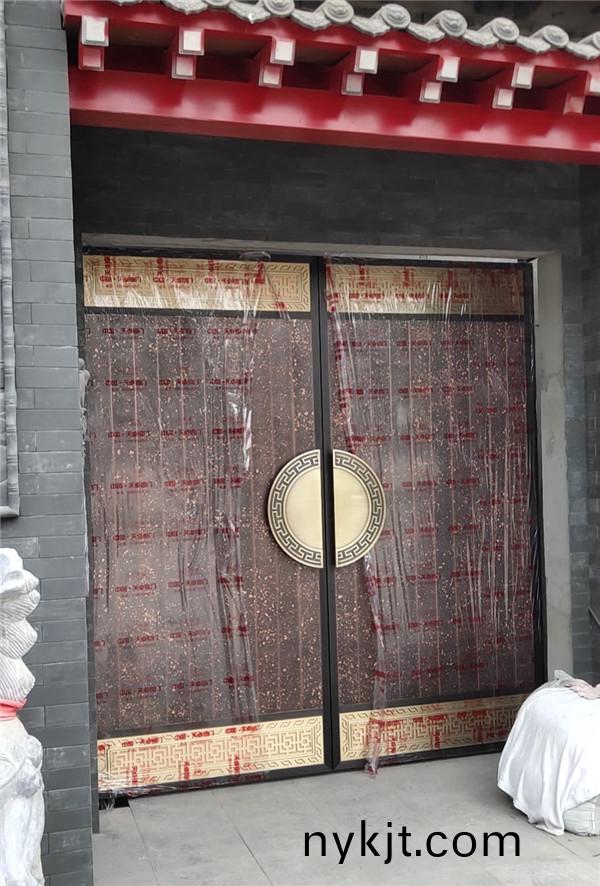 拜先生咸阳农村自建房庭院铜门施工现场实拍  拜先生咸阳农村自建房庭院铜门施工现场实拍