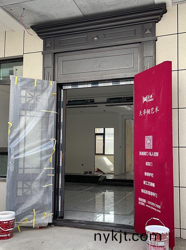 渭南蒲城农村别墅铜门,西安天卓铜门现场实拍 渭南蒲城农村别墅铜门,西安天卓铜门现场实拍