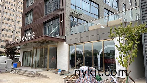 西安轻居酒店自动门,地弹门,雨棚 西安轻居酒店自动门,地弹门,雨棚