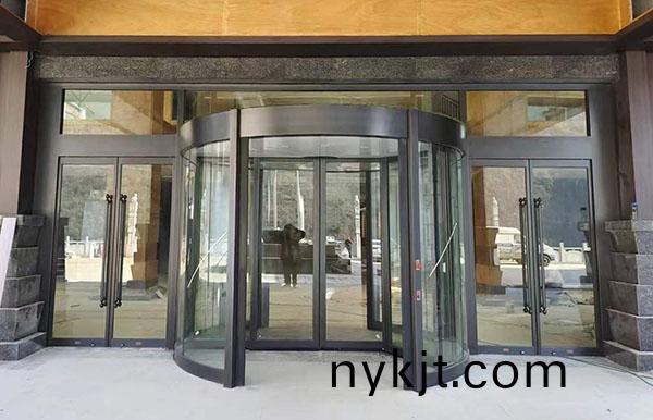 汉中略阳县汉析里温泉酒店两翼旋转门 汉中略阳县汉析里温泉酒店两翼旋转门