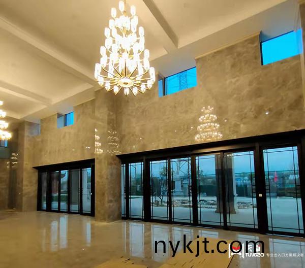 办公楼自动门图片