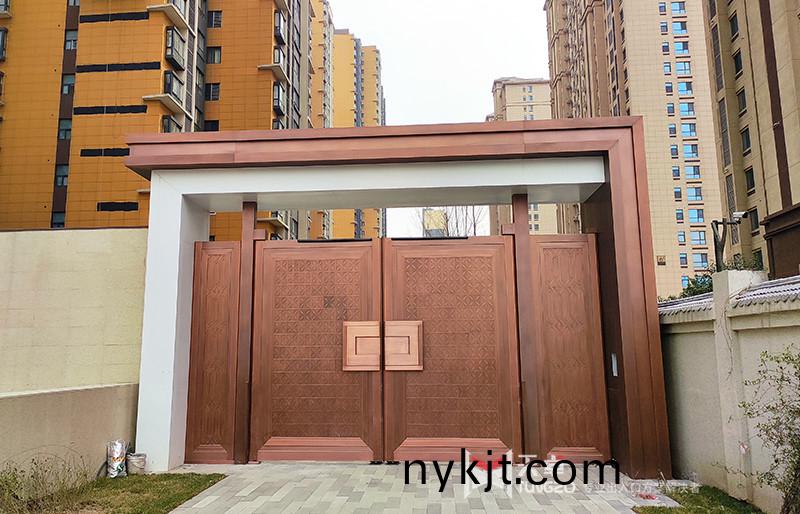 西安万象湾小区铜门实拍 西安万象湾小区铜门实拍