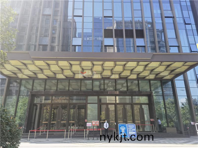 西安天一国际透光石雨棚和自动门 西安天一国际透光石雨棚和自动门