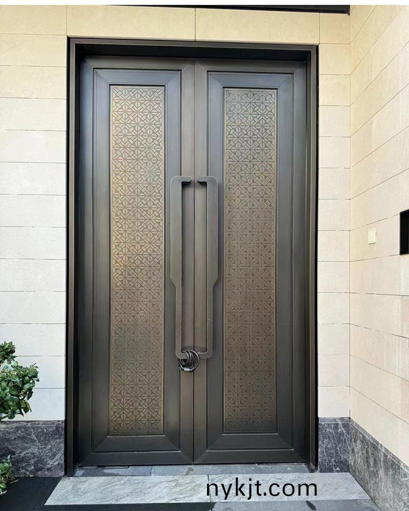 莱安中心公司办公室铜门