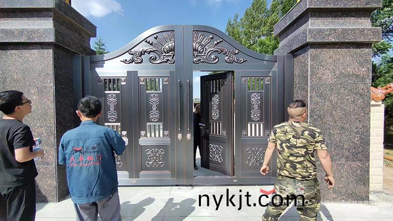 榆林神木弧形住宅庭院合页铜门 榆林神木弧形住宅庭院合页铜门