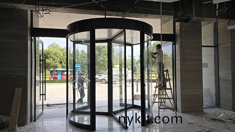 陕煤地质办公楼三翼自动旋转门 陕煤地质办公楼三翼自动旋转门